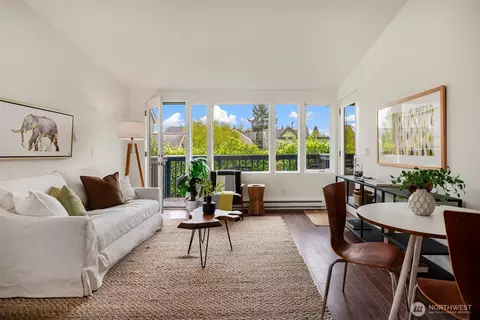 1519 5th Ave W #5, Seattle, WA 98119