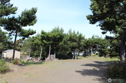 32601 I St, Ocean Park, WA 98640