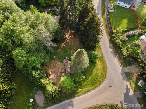 2844 Sunlight Dr, Clinton, WA 98236
