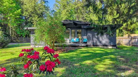 2240 Cedar Point Dr, Point Roberts, WA 98281