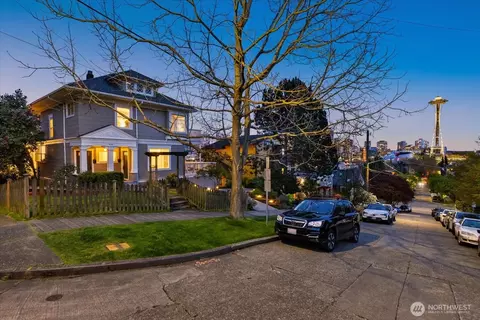 920 4th Ave N, Seattle, WA 98109
