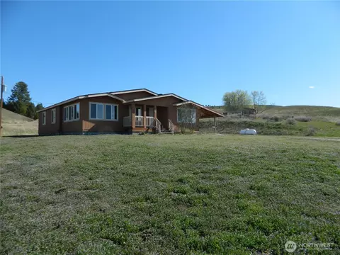 100 Summer, Tonasket, WA 98855