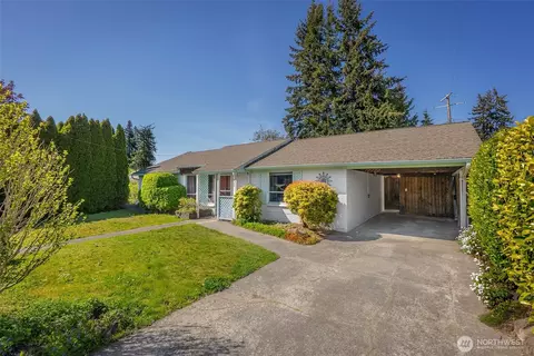 Exterior - 213 Alder St, Everett, WA 98203 photo 8 of 9