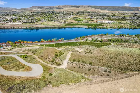 1501 Lot B Malaga Alcoa Hwy, Wenatchee, WA 98801