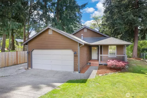 1620 186th Ave E, Lake Tapps, WA 98391