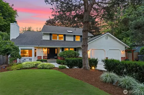 2524 225th Pl NE, Sammamish, WA 98074