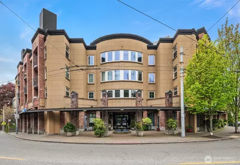 1417 Queen Anne Ave N #206, Seattle, WA 98109