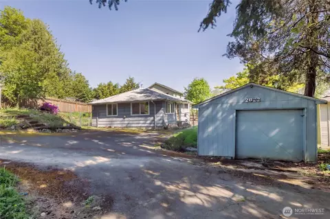 2022 S 108th St, Seattle, WA 98168