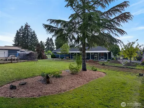 Exterior - 1016 NE Rhoades St, Winlock, WA 98596 photo 8 of 10