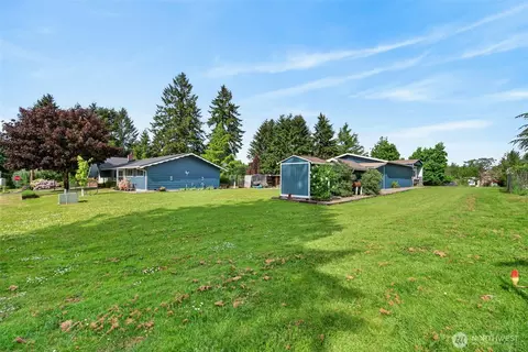 Exterior - 1016 NE Rhoades St, Winlock, WA 98596 photo 10 of 10