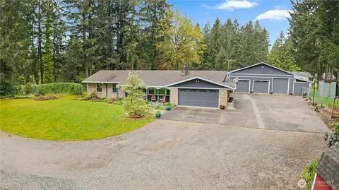 17920 SE Lake Holm Rd, Auburn, WA 98092