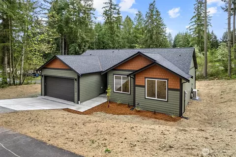 17624 Valley Ln SE, Yelm, WA 98597