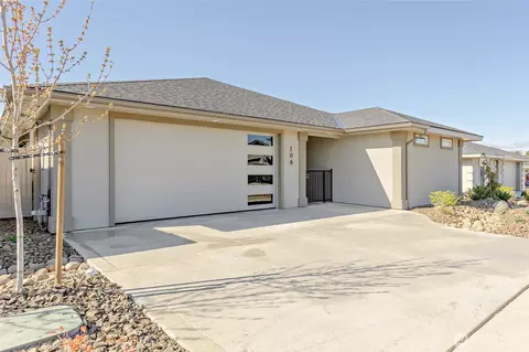 106 E Chinook Rd, Ellensburg, WA 98926