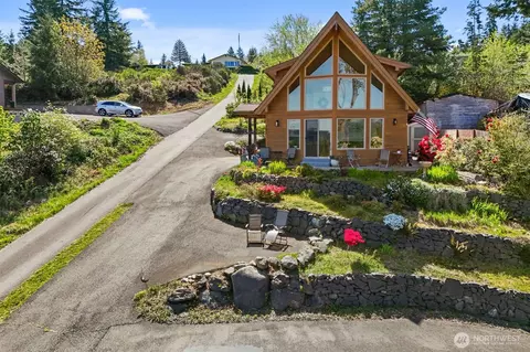 101 E Pine St, Union, WA 98592