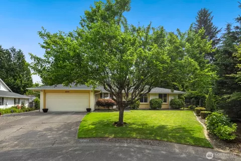 6906 149th Ave NE, Redmond, WA 98052