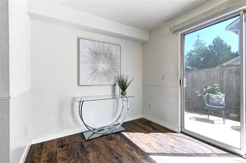 Entry Way - 115 124th St SE #E1, Everett, WA 98208 photo 1 of 2