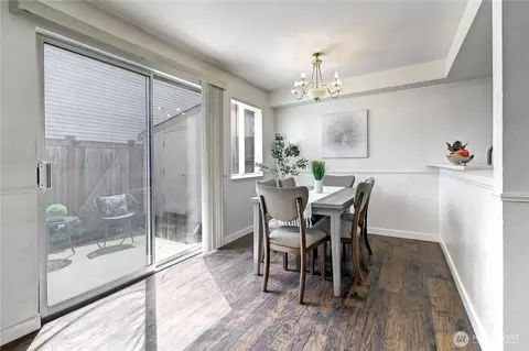 Dining - 115 124th St SE #E1, Everett, WA 98208 photo 1 of 3