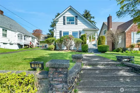 522 W 6th St, Aberdeen, WA 98520