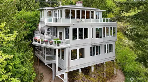 1120 W Lake Sammamish Pkwy SE, Bellevue, WA 98008