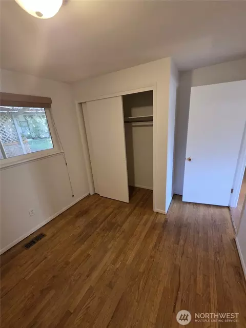 Bedroom - 2509 73 St SE, Everett, WA 98203 photo 2 of 4
