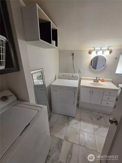 Other - 2509 73 St SE, Everett, WA 98203 photo 3 of 8