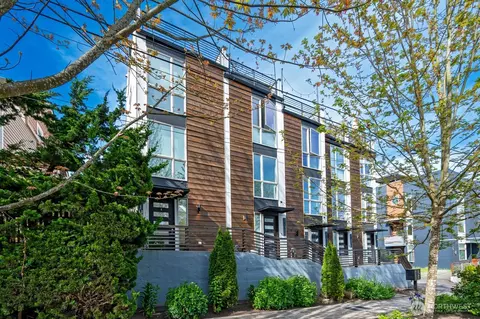 2108 E James St #A, Seattle, WA 98122