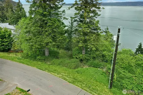 0 Cranes Landing Dr, Greenbank, WA 98253
