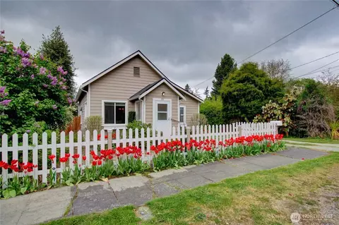 315 N Baker St, Mount Vernon, WA 98273