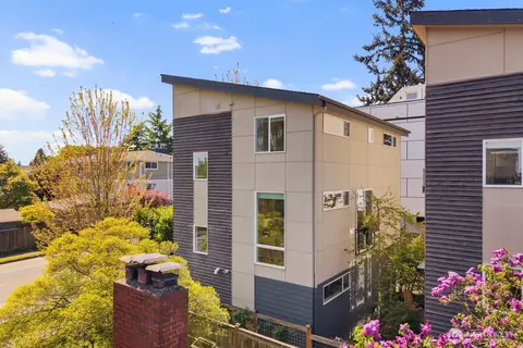 628 NW 85th St, Seattle, WA 98117