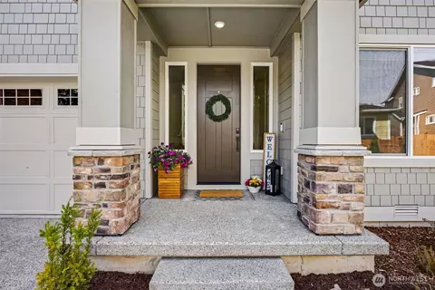 6410 213th Ave Ct E, Bonney Lake, WA 98391