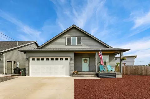 4123 Stuart Cir, Ferndale, WA 98248