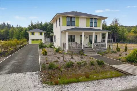 36 Easthaven St, Pacific Beach, WA 98571