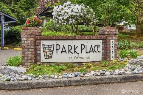 8615 238th St SW #C101, Edmonds, WA 98026