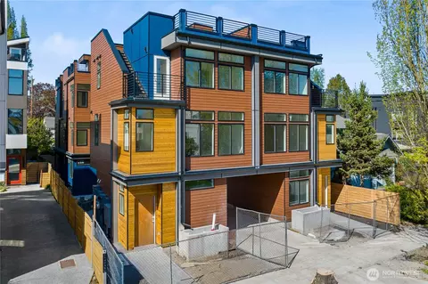 1136 NW A Nw 57th St, Seattle, WA 98107