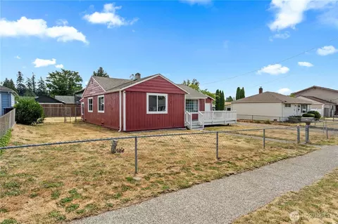 Exterior - 3236 Phillips Ave, Bremerton, WA 98310 photo 6 of 6