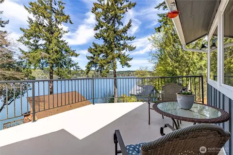 291 E Midway Ln, Shelton, WA 98584