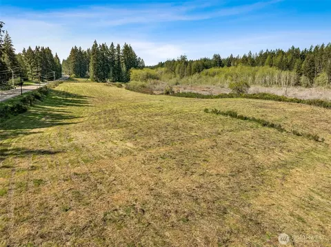 1487 SW Chipmunk Hill Ln, Port Orchard, WA 98367