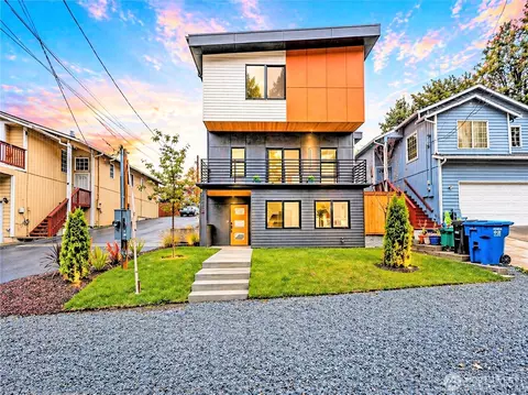 6025 47th Ave S #A, Seattle, WA 98118