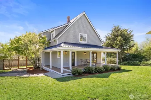 355 21st St, Port Townsend, WA 98368