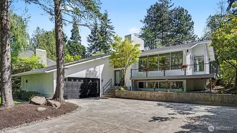 6560 W Mercer Way, Mercer Island, WA 98040