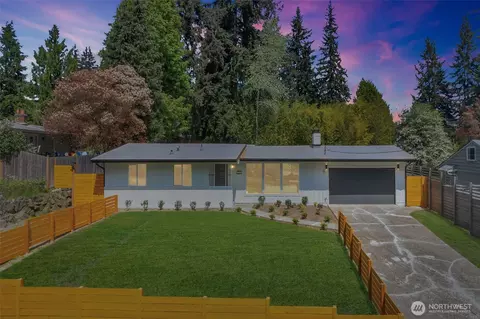 5319 201st Pl SW, Lynnwood, WA 98036