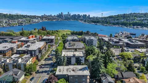 3401 Wallingford Ave N #210, Seattle, WA 98103