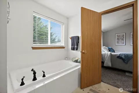 Bath - 20218 81st Avenue Ct E, Spanaway, WA 98387 photo 3 of 4