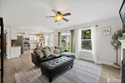 Living - 20218 81st Avenue Ct E, Spanaway, WA 98387 photo 3 of 6