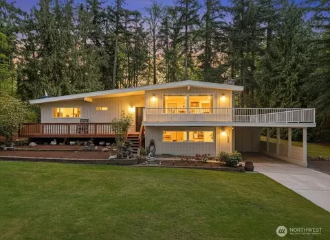 13828 183rd Ave SE, Renton, WA 98059