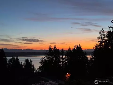 3834 Passage View Ln, Langley, WA 98260