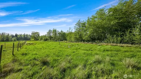 4167 Jones Ln, Bellingham, WA 98225