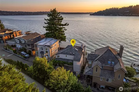 3711 Lake Washington Blvd N, Renton, WA 98056
