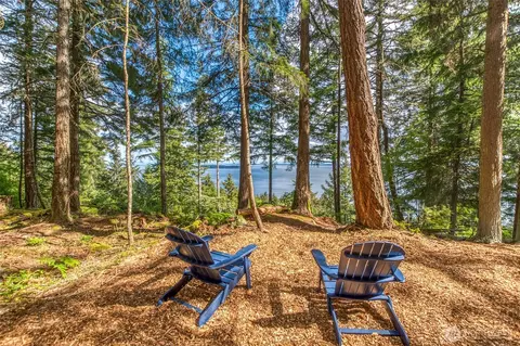 10 Atticus Ln, Orcas Island, WA 98245