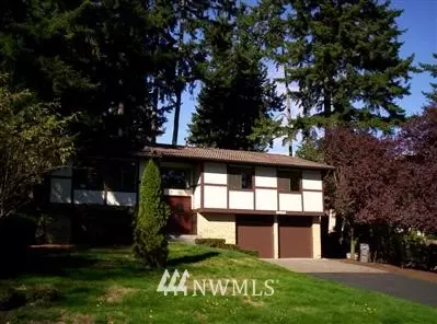 10522 NE 152nd St, Bothell, WA 98011 photo 1